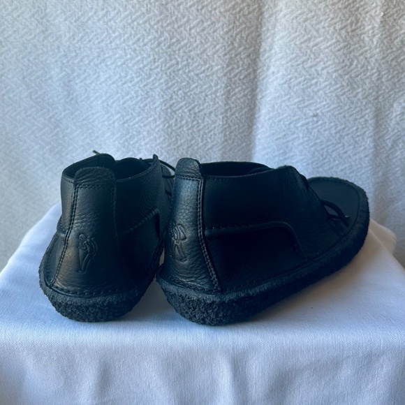 CLARKS MEN'S DESERT RAIN BLACK LEATHER 26180626 10 1/2 - Picture 4 of 5